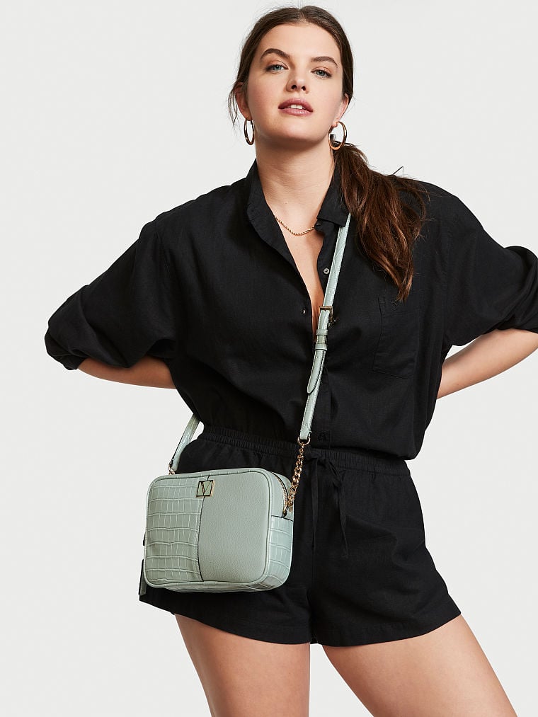 The Victoria Top-Zip Crossbody image number null