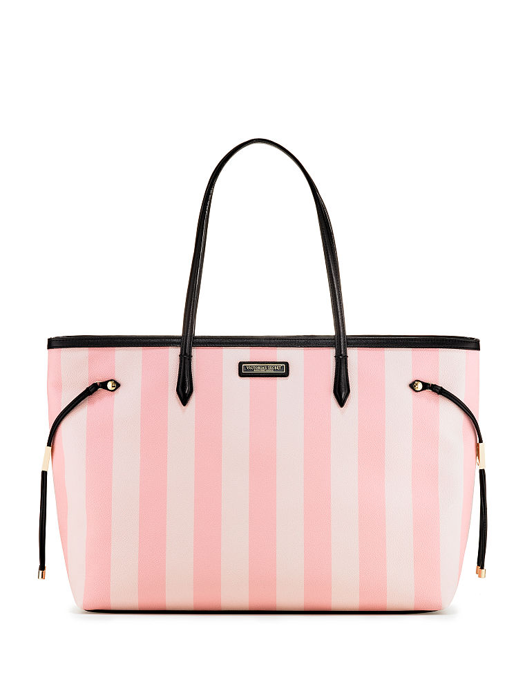 The Victoria Carryall Tote image number null