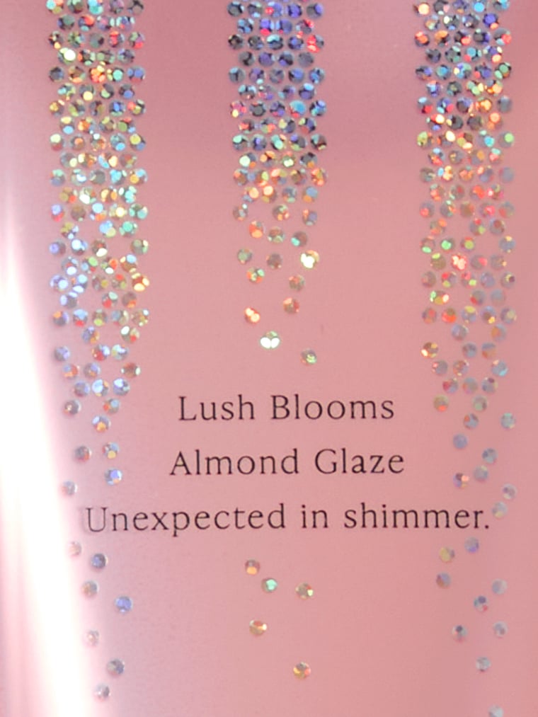 Bare Vanilla Velvet Petals Shimmer Fragrance Lotion image number null
