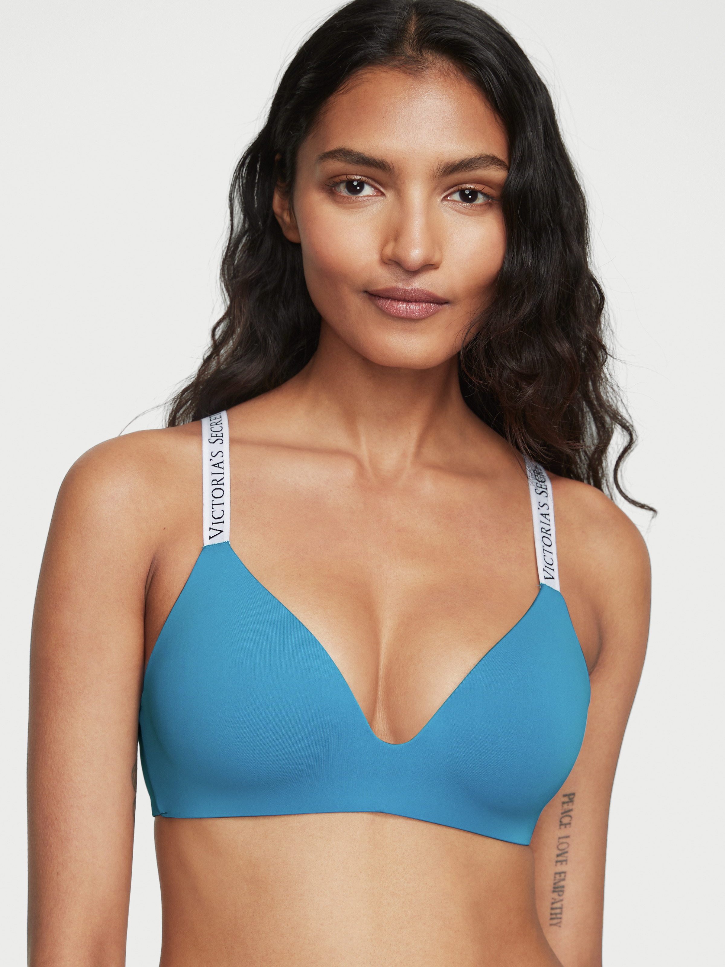 Lightly Lined Wireless Bra image number null