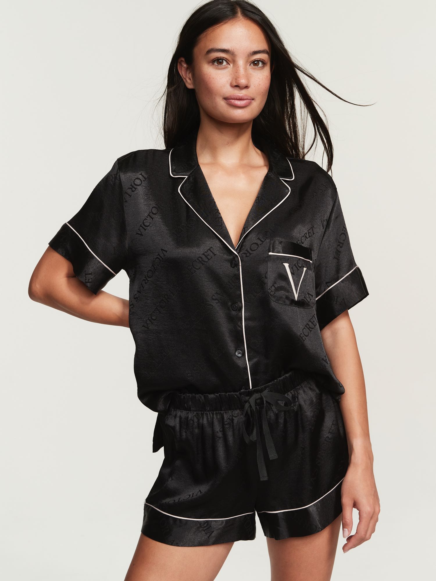 Logo Short Pajama Set image number null